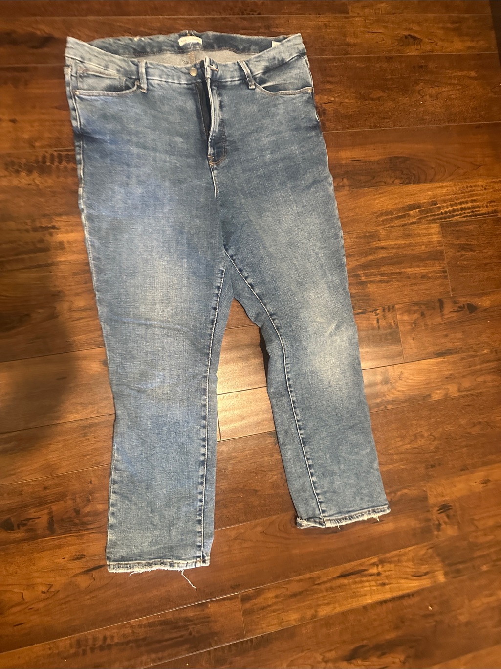 Good American Always Fits Blue Stretch Straight-Leg Jeans